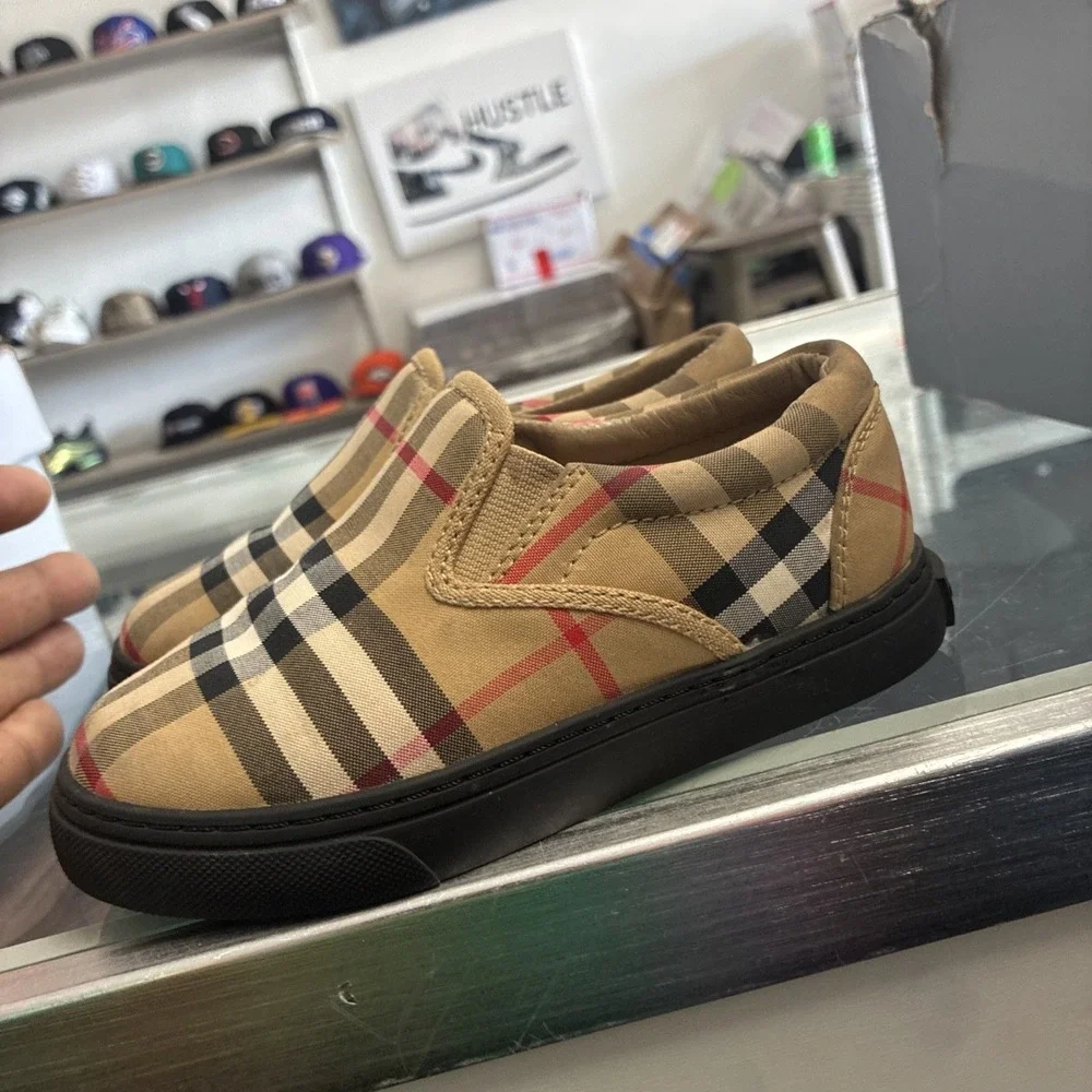 Burberry Kids Canvas Slip On Loafer Shoes Beige Check EU 27 US 10.5